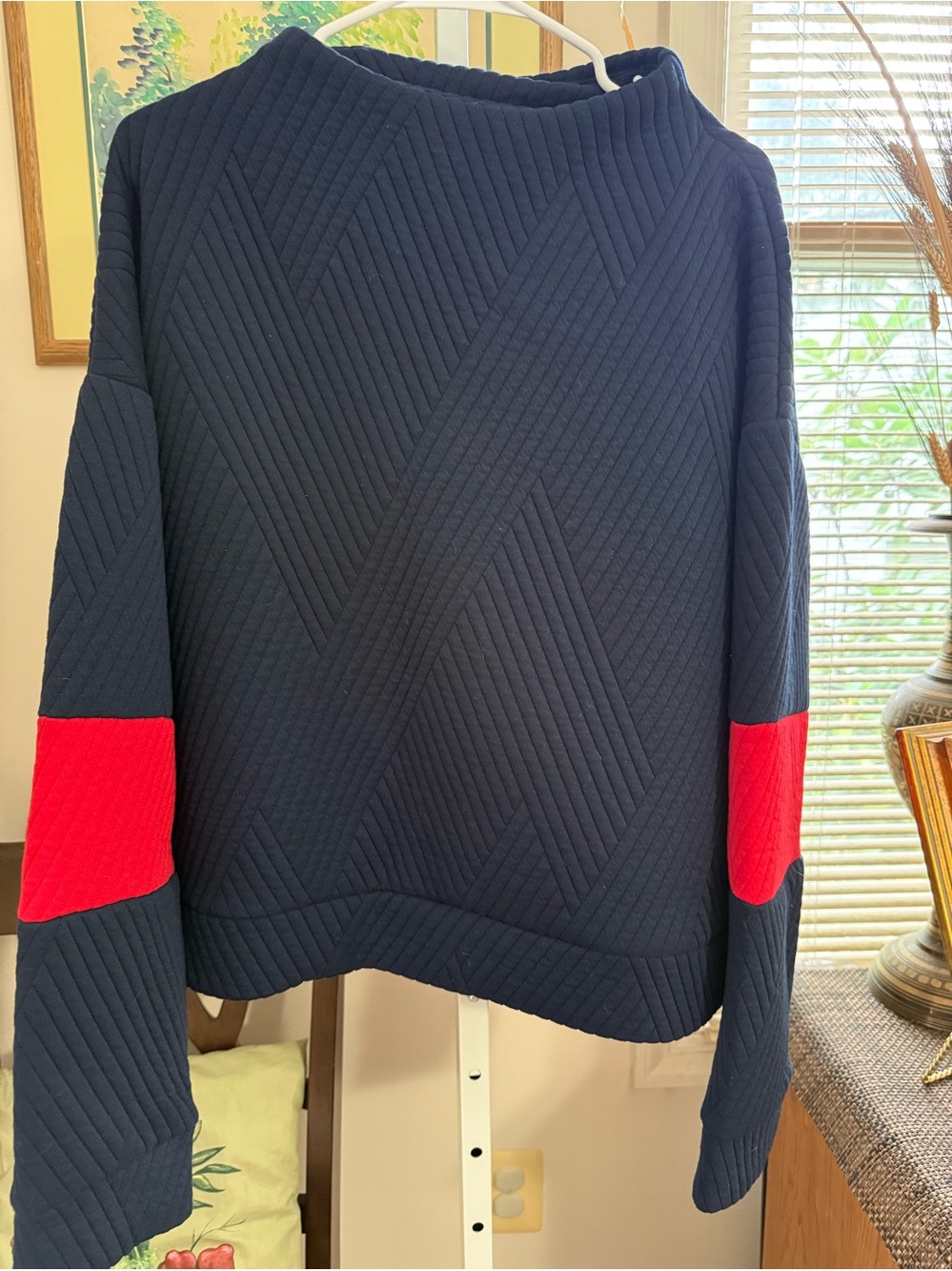WOMENS Gap Fit High Neck Textured Sweatshirt. Good Preloved .Size XXL